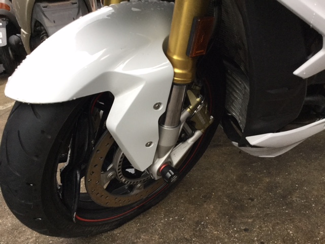 �z�C�[������