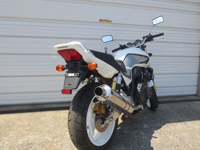 ��Ԑl�C�J���[