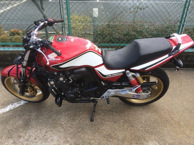 �G���W������