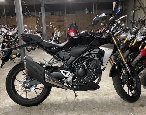 ���T�r���X���鍸�肵��CB250R
