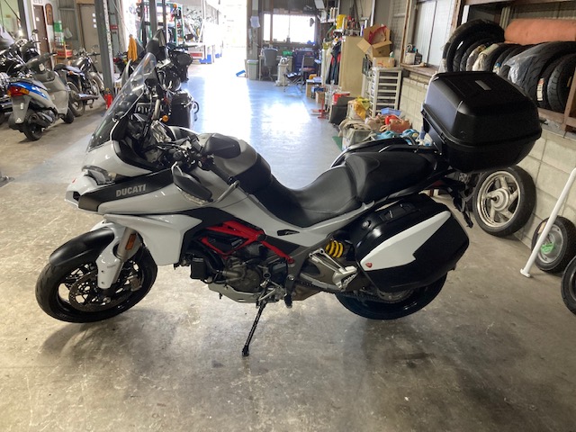 ���肵����r�I�Y��ȃ����e�B�X�g���[�_1200S