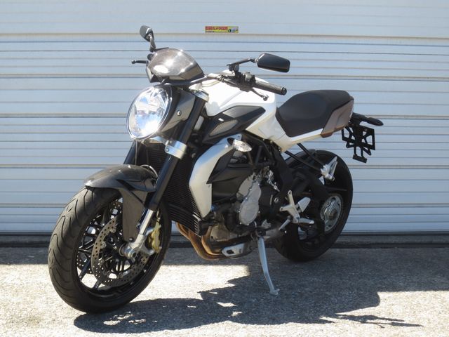 �O������