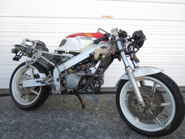 �G���W���ĕt����NSR250R