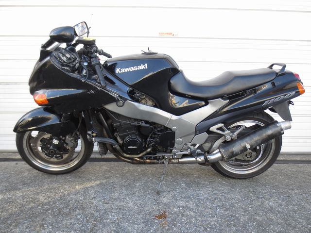 �Z���^�[�J�E�����i